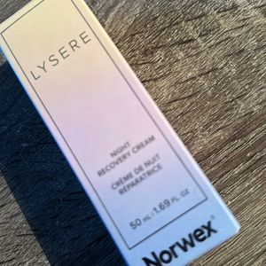 NIP Norwex Lysere Night Recovery Cream (50 ml / 1.69 fl. oz.)